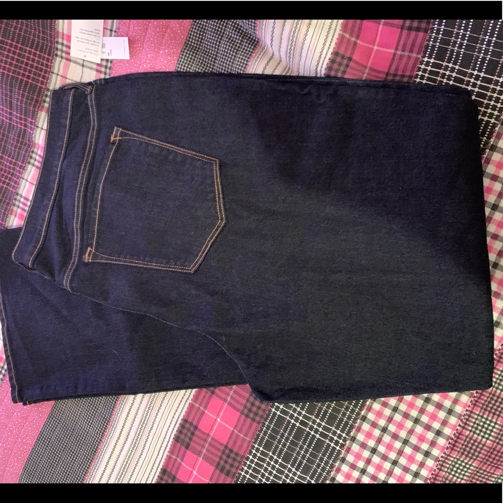 NEW - WOMENS OLD NAVY BOOTCUT JEANS!  Size 18L